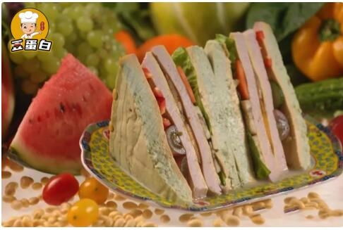 选择豆蛋白花生豆腐机，开启豆制品销售火爆好生意